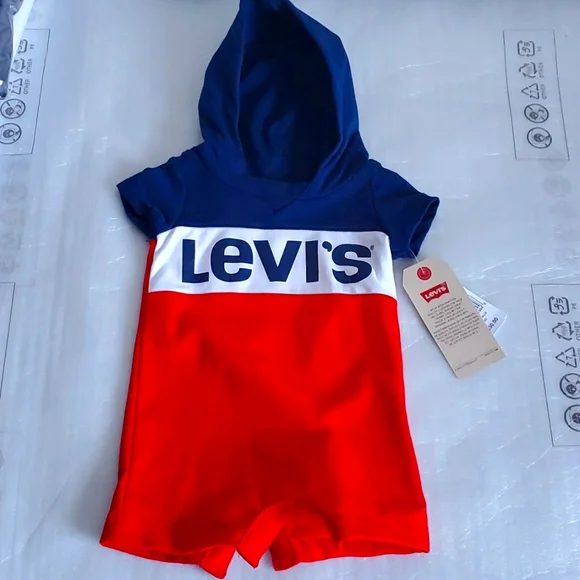 Levi's Infant Bodysuit - Picture 2 of 5